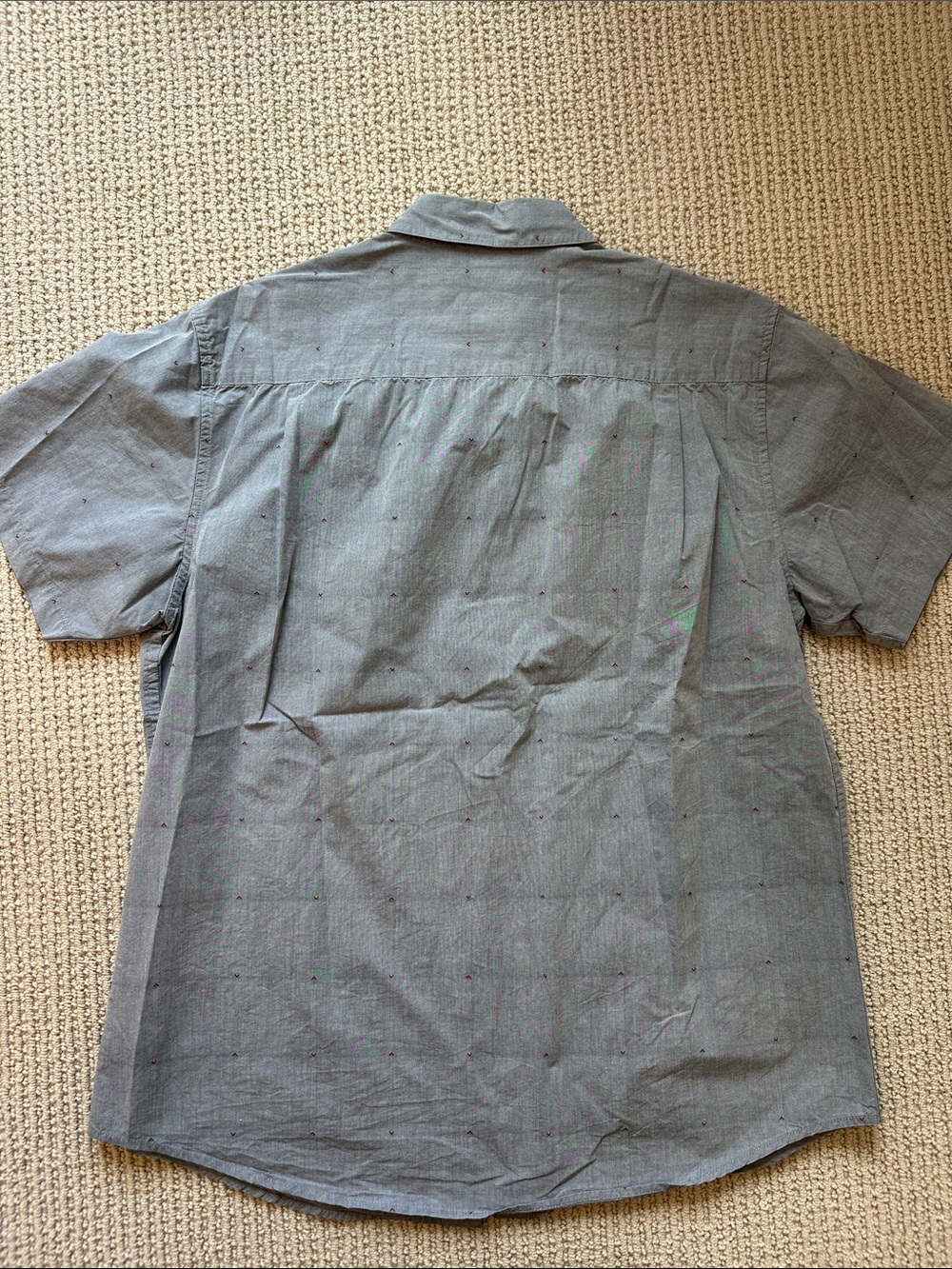 RVCA Men’s Short Sleeve Button-Up Shirt in Gray with Subtle Speckle - Picture 4 of 4